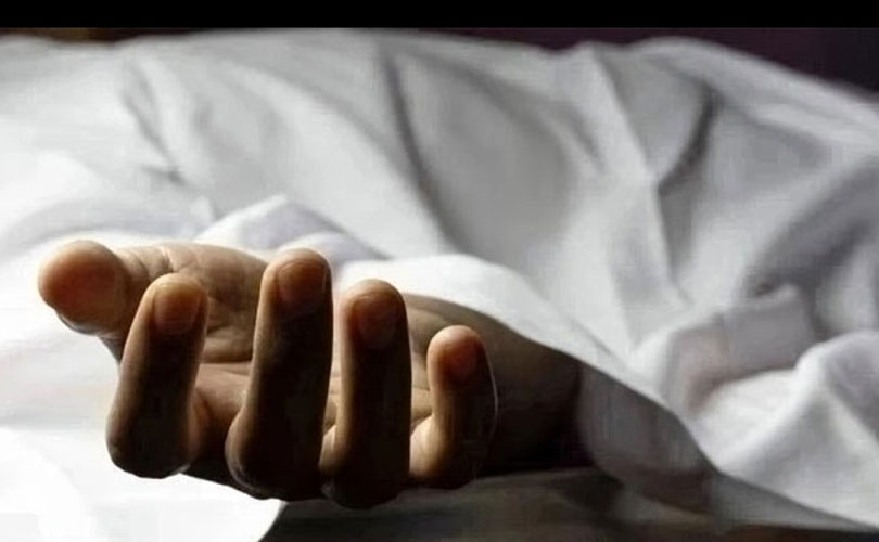 തൃശൂരിൽ ലോഡ്‌ജിൽ മുറിയെടുത്ത് പ്രസവിച്ച യുവതിയും നവജാത ശിശുവും മരിച്ചു.